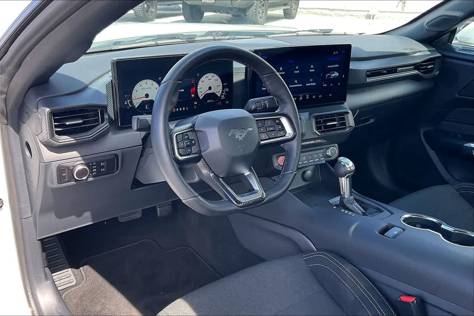 Used 2026 Ford Mustang Coupe RWD image 2
