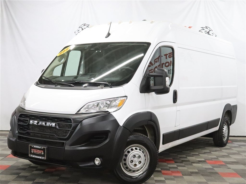 Used 2025 RAM ProMaster 2500 w/ Convenience Group FWD image 1