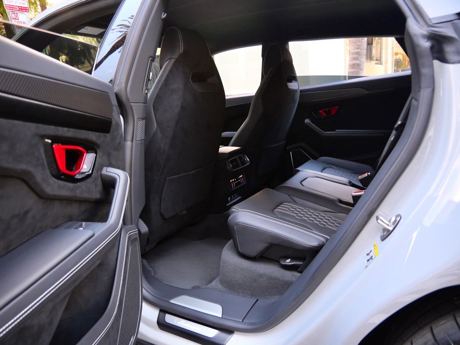 Used 2024 Lamborghini Urus Performante image 32