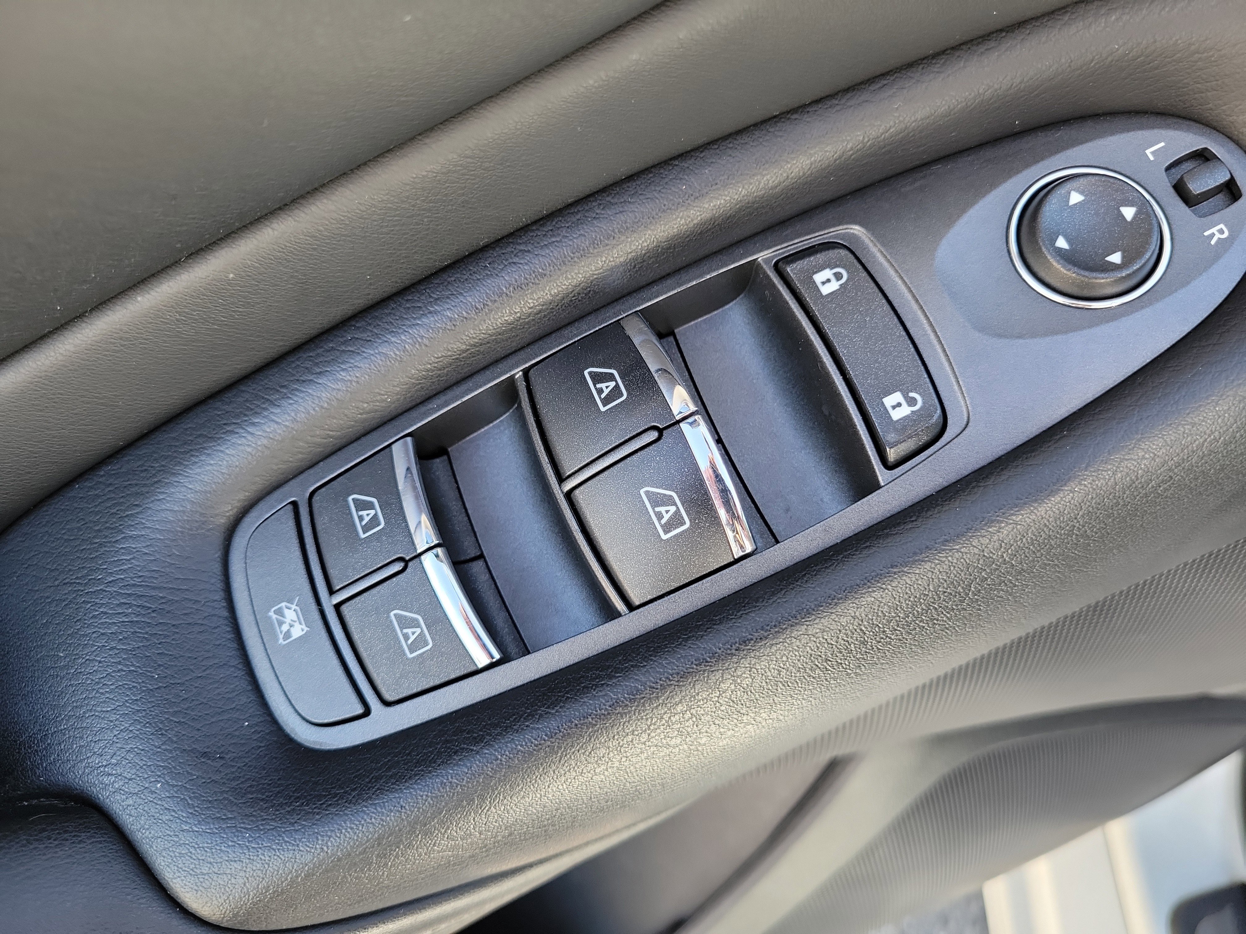 Used 2020 INFINITI Q50 Luxe image 20