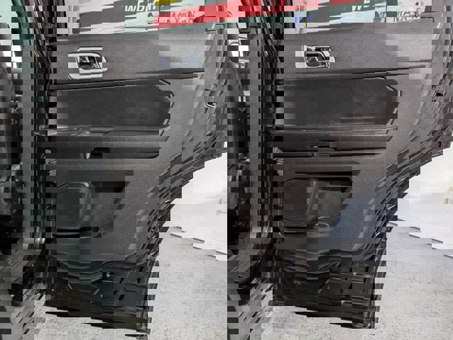 Used 2015 Ford Explorer XLT w/ Equipment Group 202B image 24