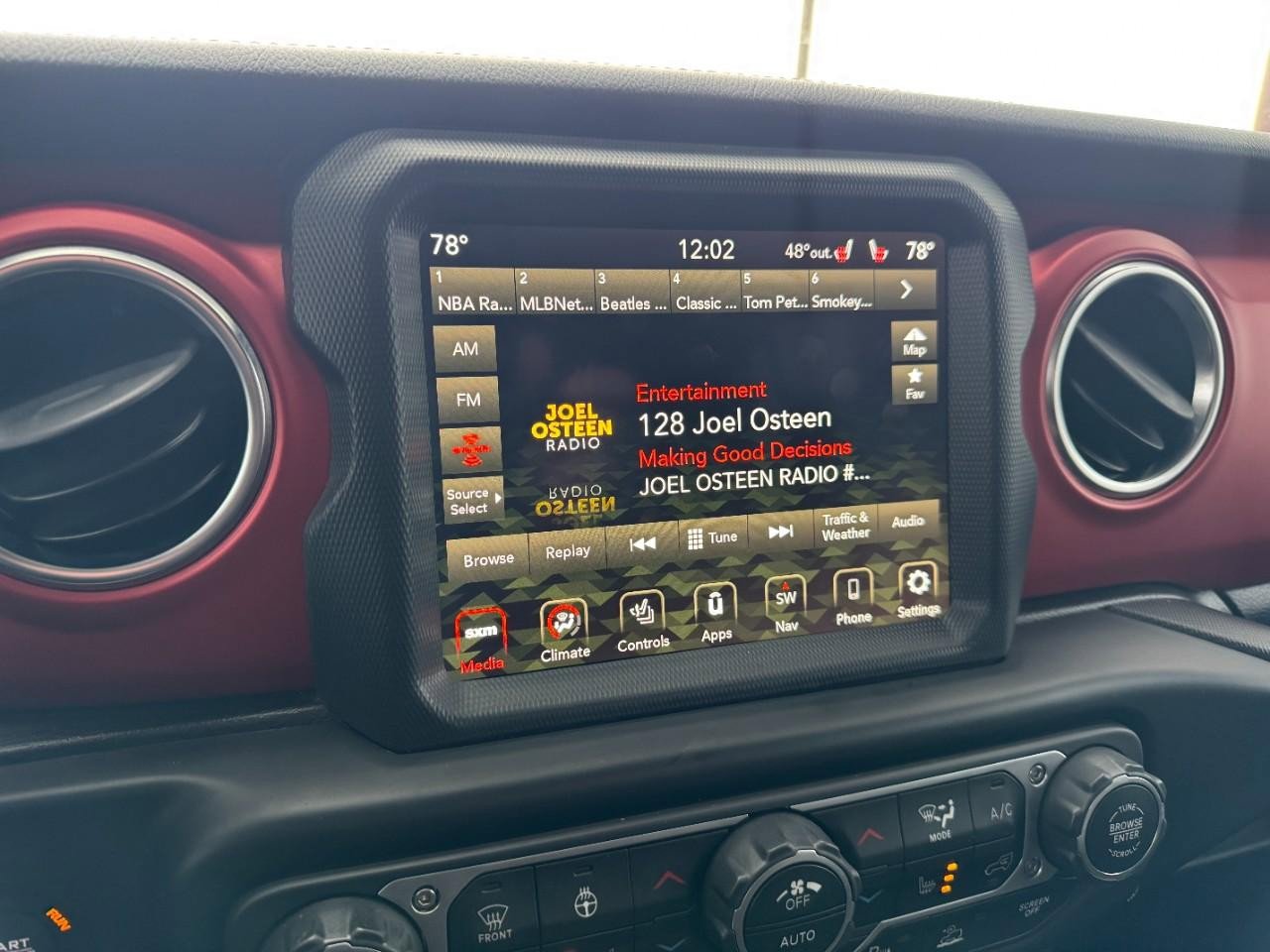 Used 2021 Jeep Gladiator Rubicon image 19