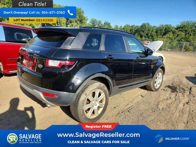 Used 2018 Land Rover Range Rover Evoque SE AWD/4WD image 4