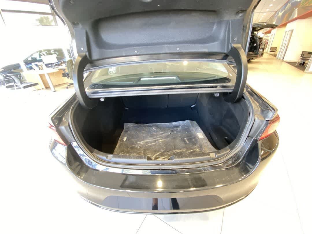 Used 2020 MAZDA MAZDA3 Sedan w/ Select Package FWD image 24
