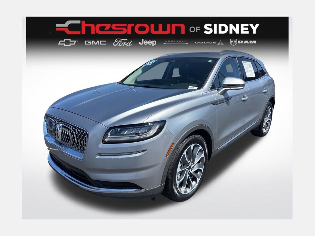 Used 2023 Lincoln Nautilus Reserve image 1