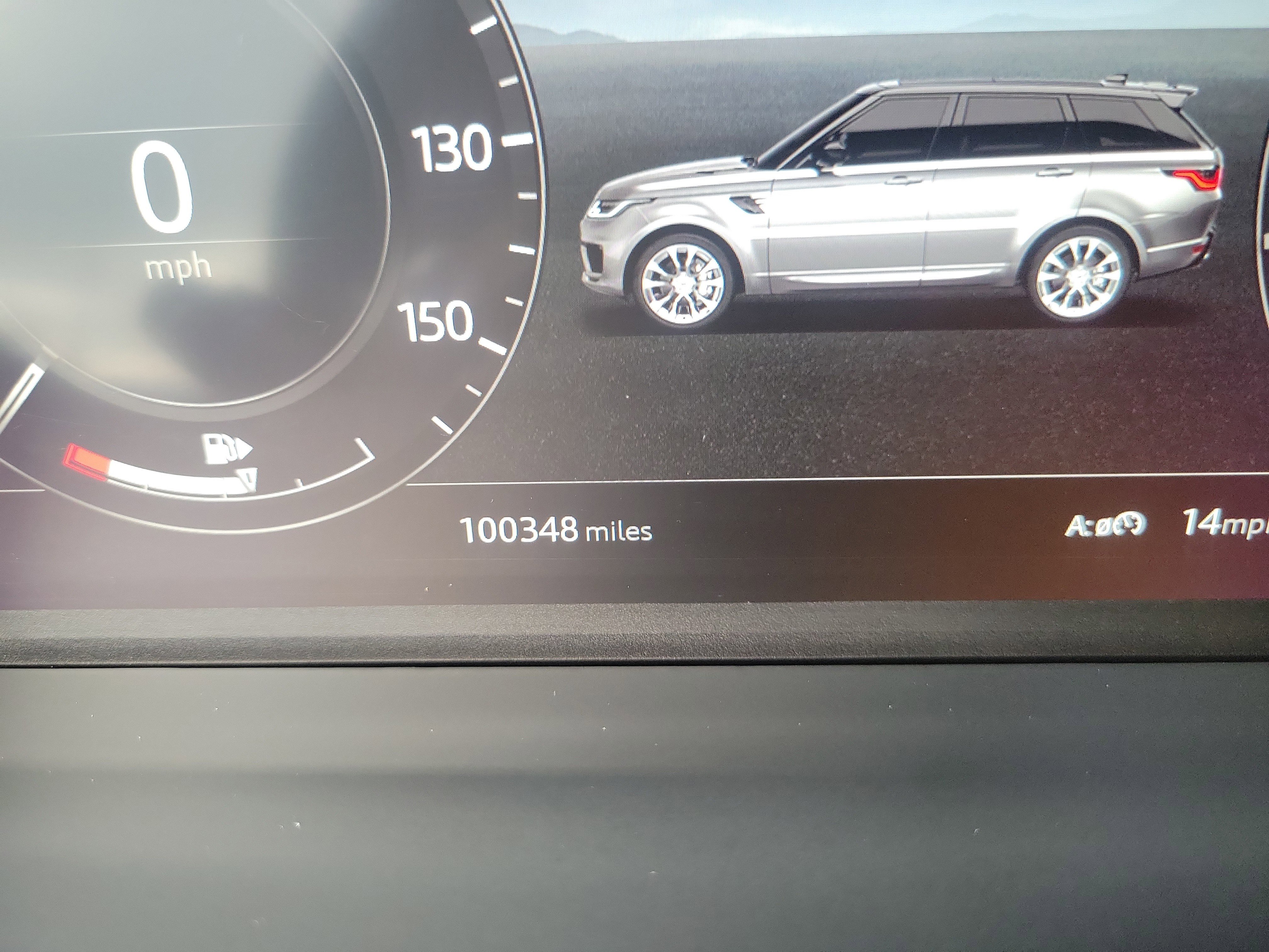 Used 2018 Land Rover Range Rover Sport SE AWD/4WD image 30