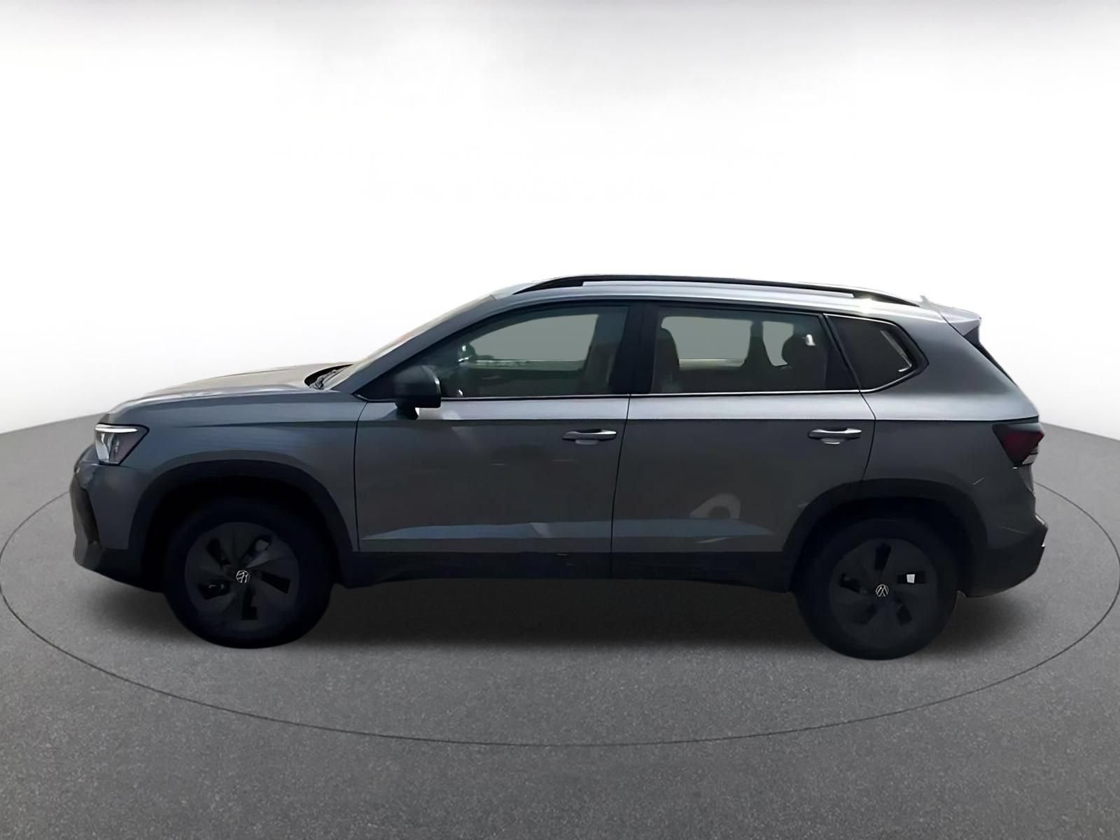 Used 2026 Volkswagen Taos S FWD image 7