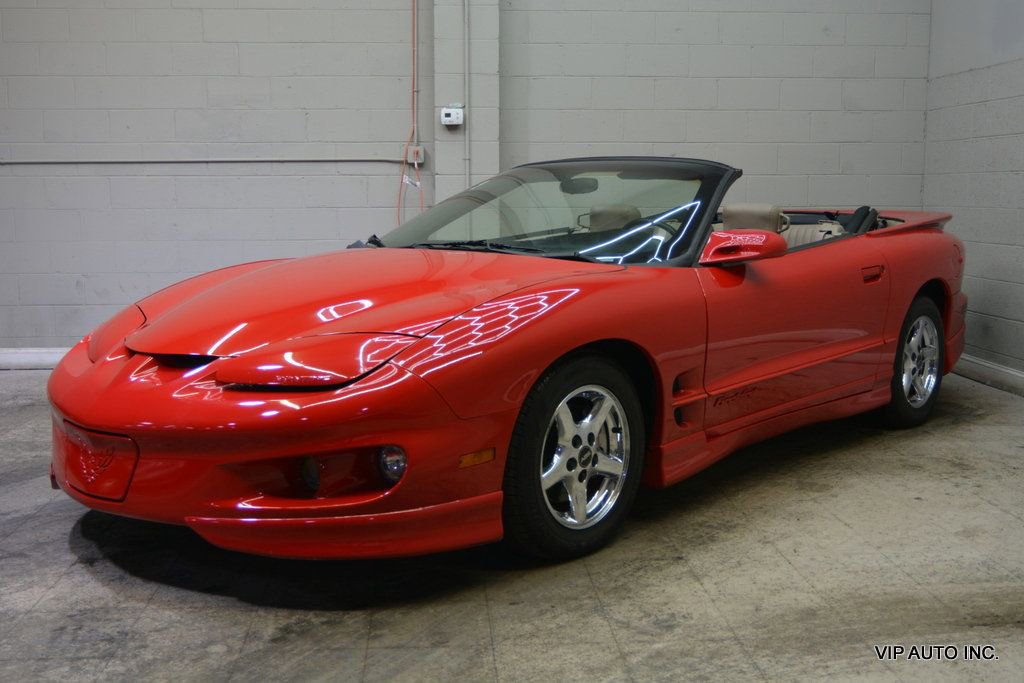Used 2002 Pontiac Firebird Convertible w/ Sport Appearance Pkg image 2