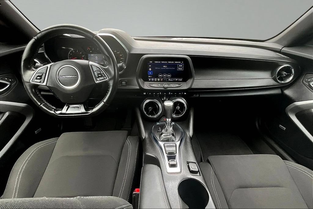 Used 2022 Chevrolet Camaro LT w/ Technology Package RWD image 7