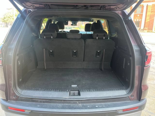 Certified 2025 GMC Acadia Elevation FWD image 10