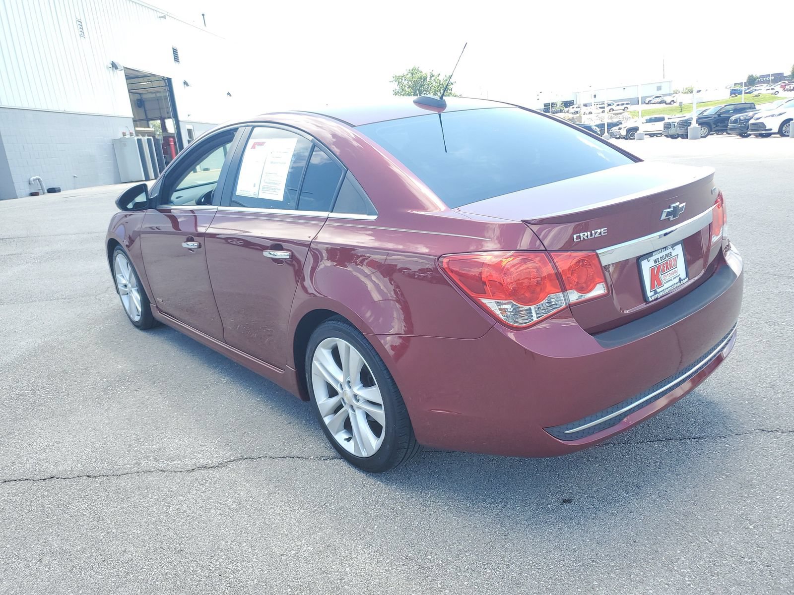 Used 2015 Chevrolet Cruze LTZ w/ Sun, Sound and Sport Package FWD image 3