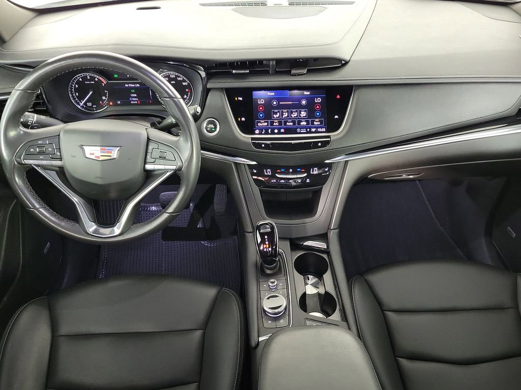 Used 2023 Cadillac XT6 Luxury FWD image 16