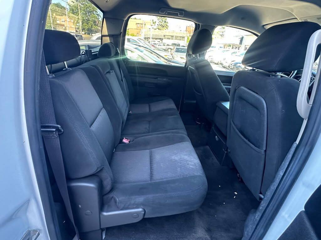 Used 2011 Chevrolet Silverado 1500 LT w/ All-Star Edition RWD image 19