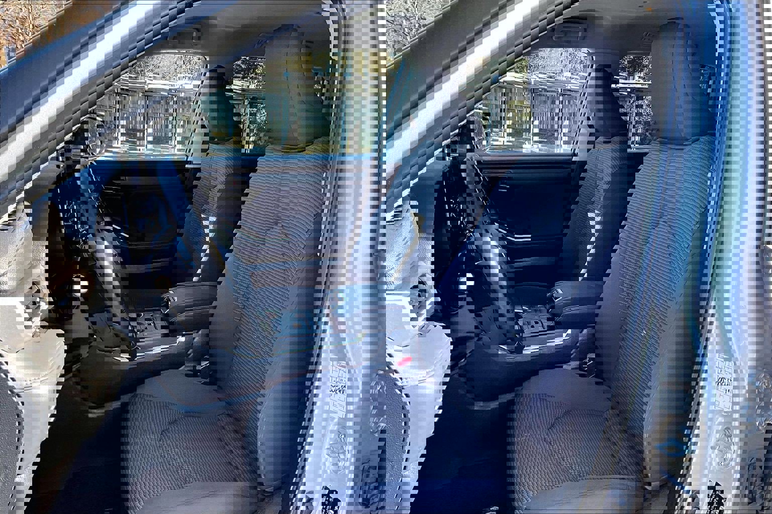 Used 2024 Toyota Highlander LE image 23