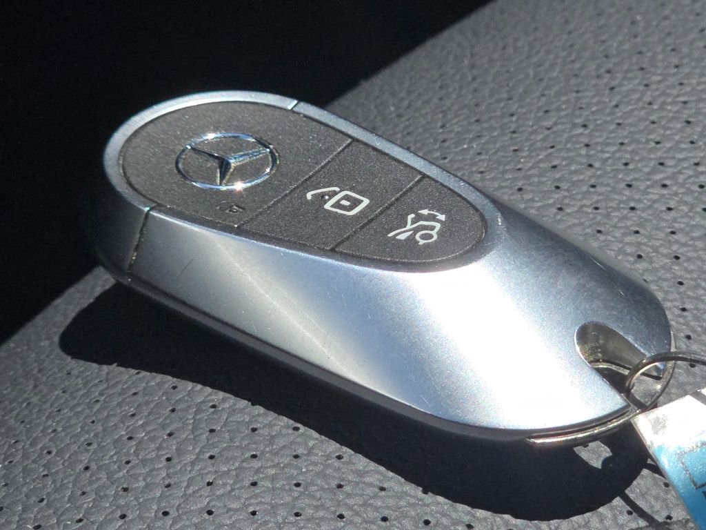 Certified 2023 Mercedes-Benz C 300 4MATIC Sedan image 36