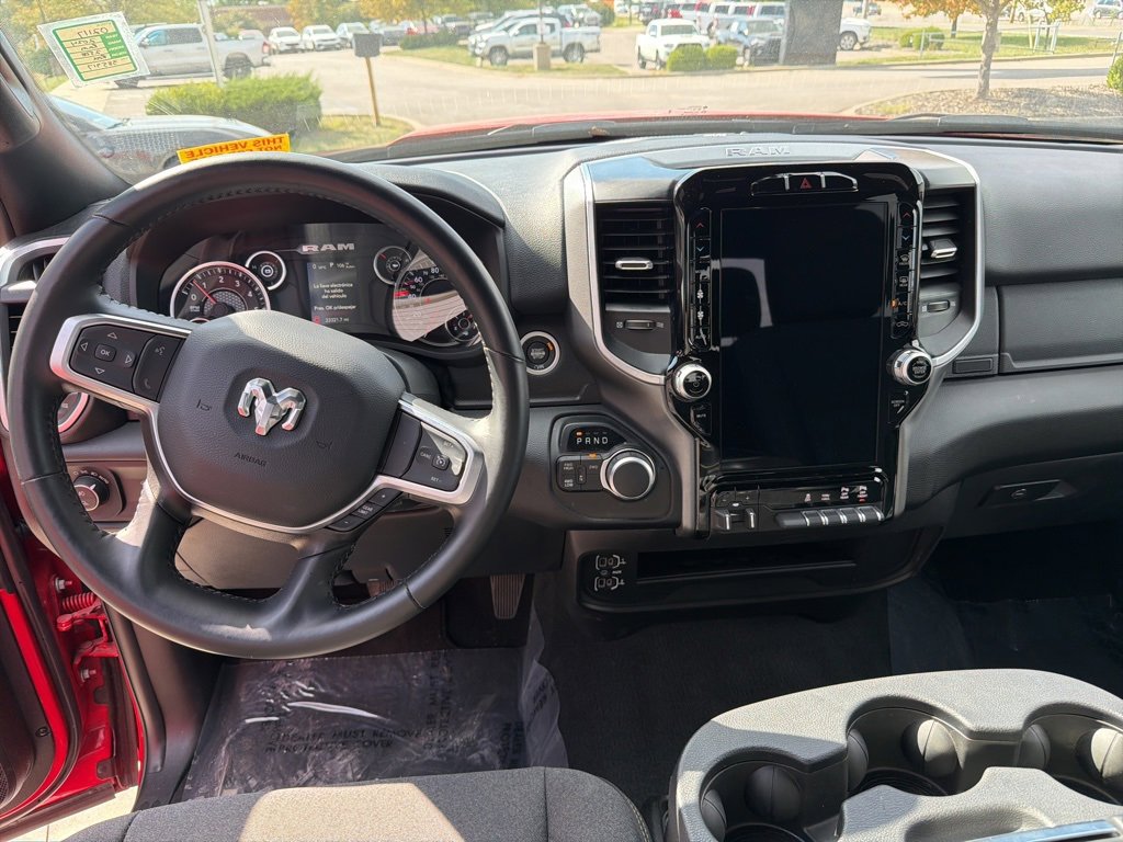 Used 2024 RAM 2500 Big Horn w/ Sport Appearance Package image 13