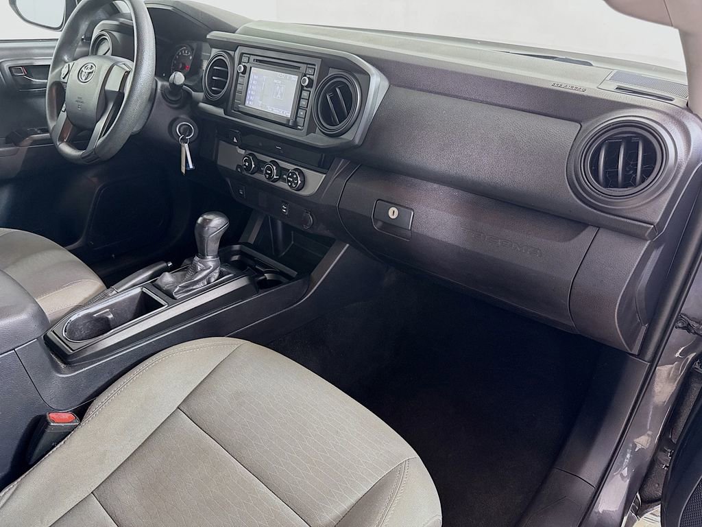 Used 2017 Toyota Tacoma SR RWD image 24