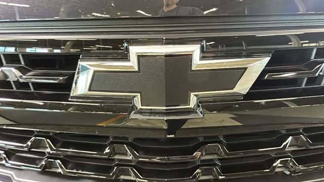 Used 2024 Chevrolet Silverado 1500 LT Trail Boss AWD/4WD image 8