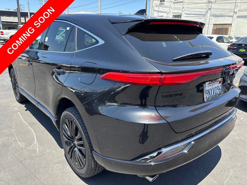 Used 2024 Toyota Venza Nightshade AWD/4WD image 7