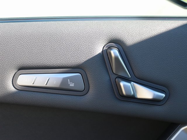 New 2026 BMW iX xDrive45 w/ M Sport Package image 9