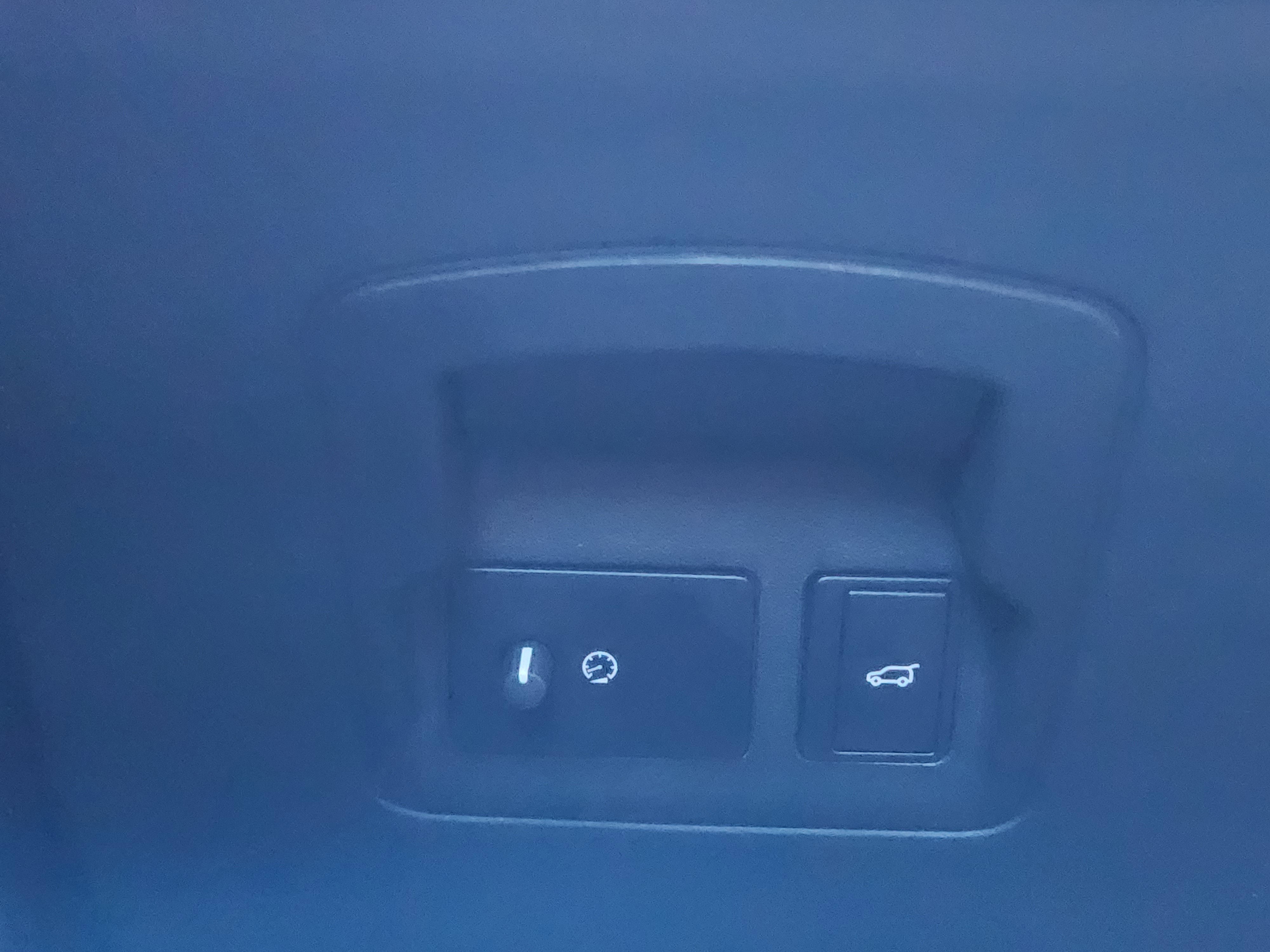 Certified 2024 Land Rover Range Rover Velar Dynamic SE image 22