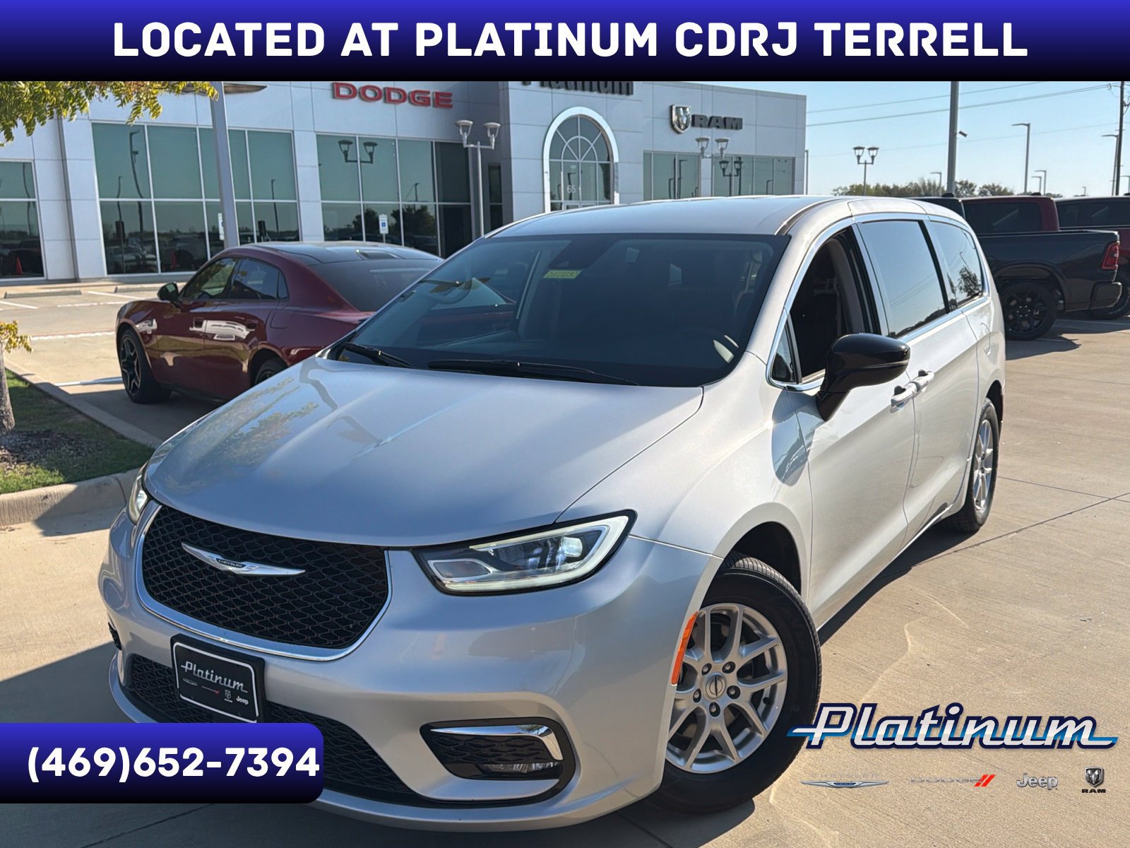 Used 2024 Chrysler Pacifica Touring-L FWD 360° Tour