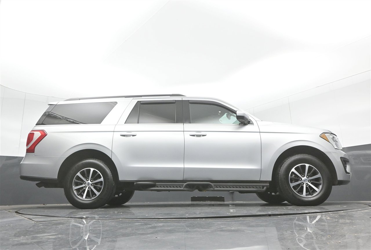 Used 2019 Ford Expedition Max XLT image 33