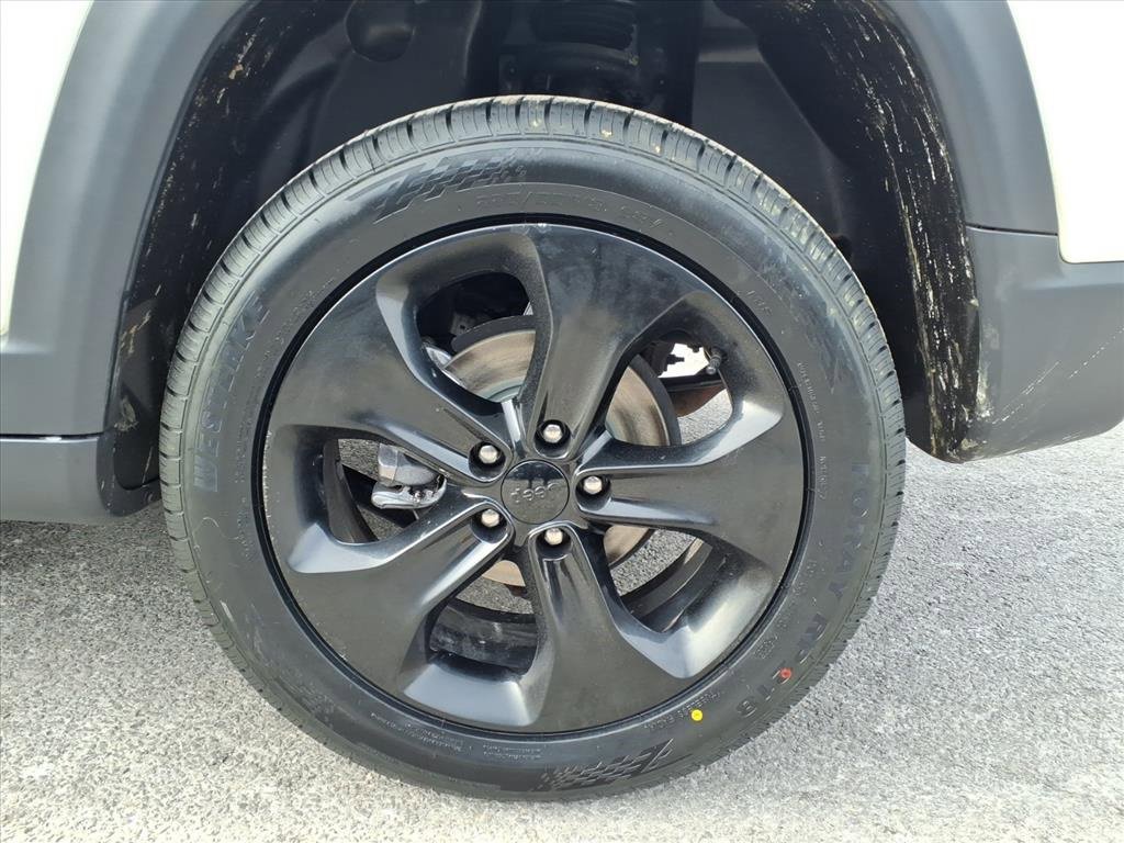 Used 2019 Jeep Compass Altitude image 17