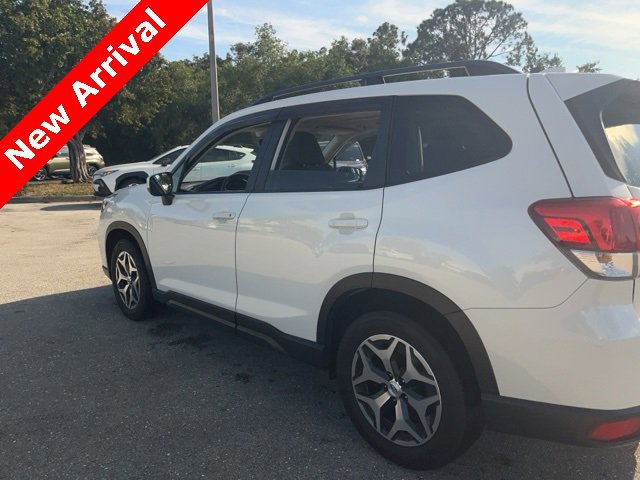 Used 2020 Subaru Forester Premium image 21