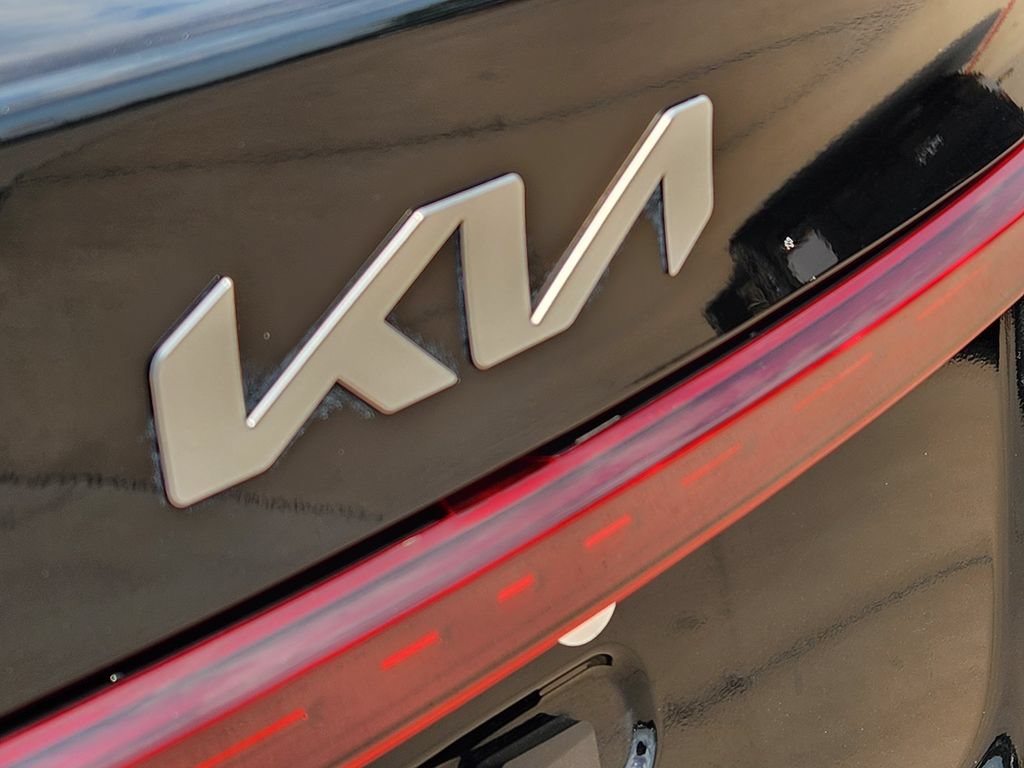 Certified 2024 Kia Forte LXS FWD image 21