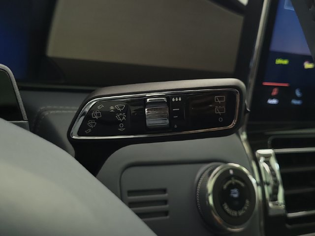 Used 2023 Lincoln Navigator L Black Label AWD/4WD image 26
