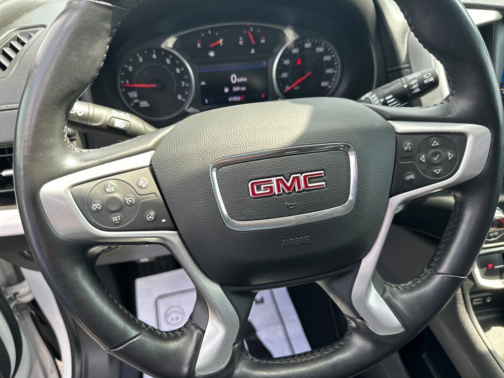 Used 2022 GMC Terrain SLT image 24