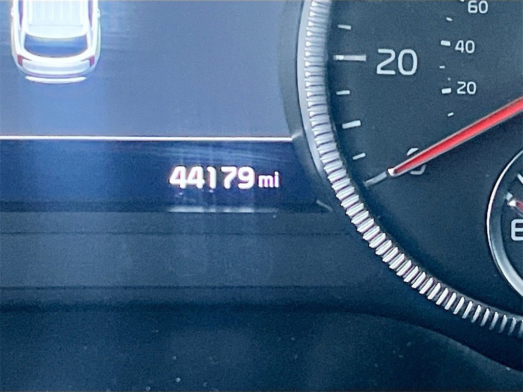 Used 2022 Kia Telluride SX w/ SX Prestige Package image 12