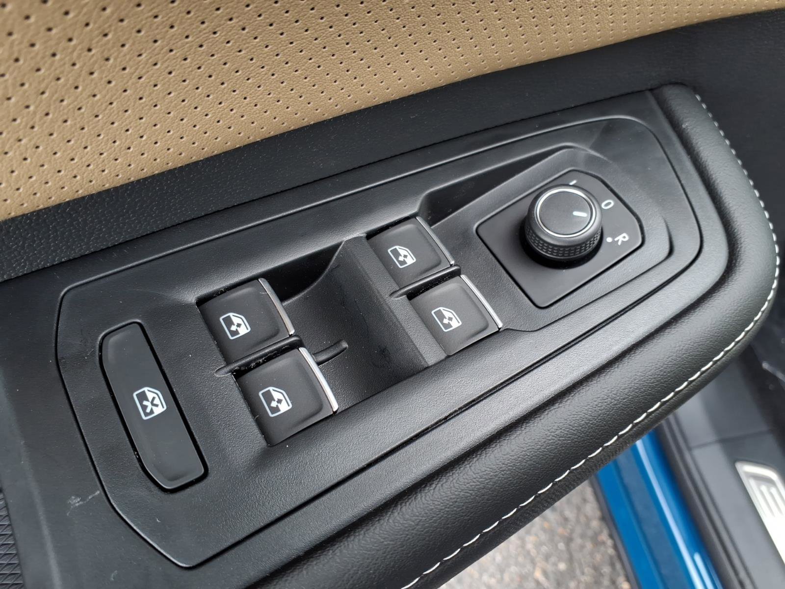 New 2026 Volkswagen Atlas Cross Sport SE image 11