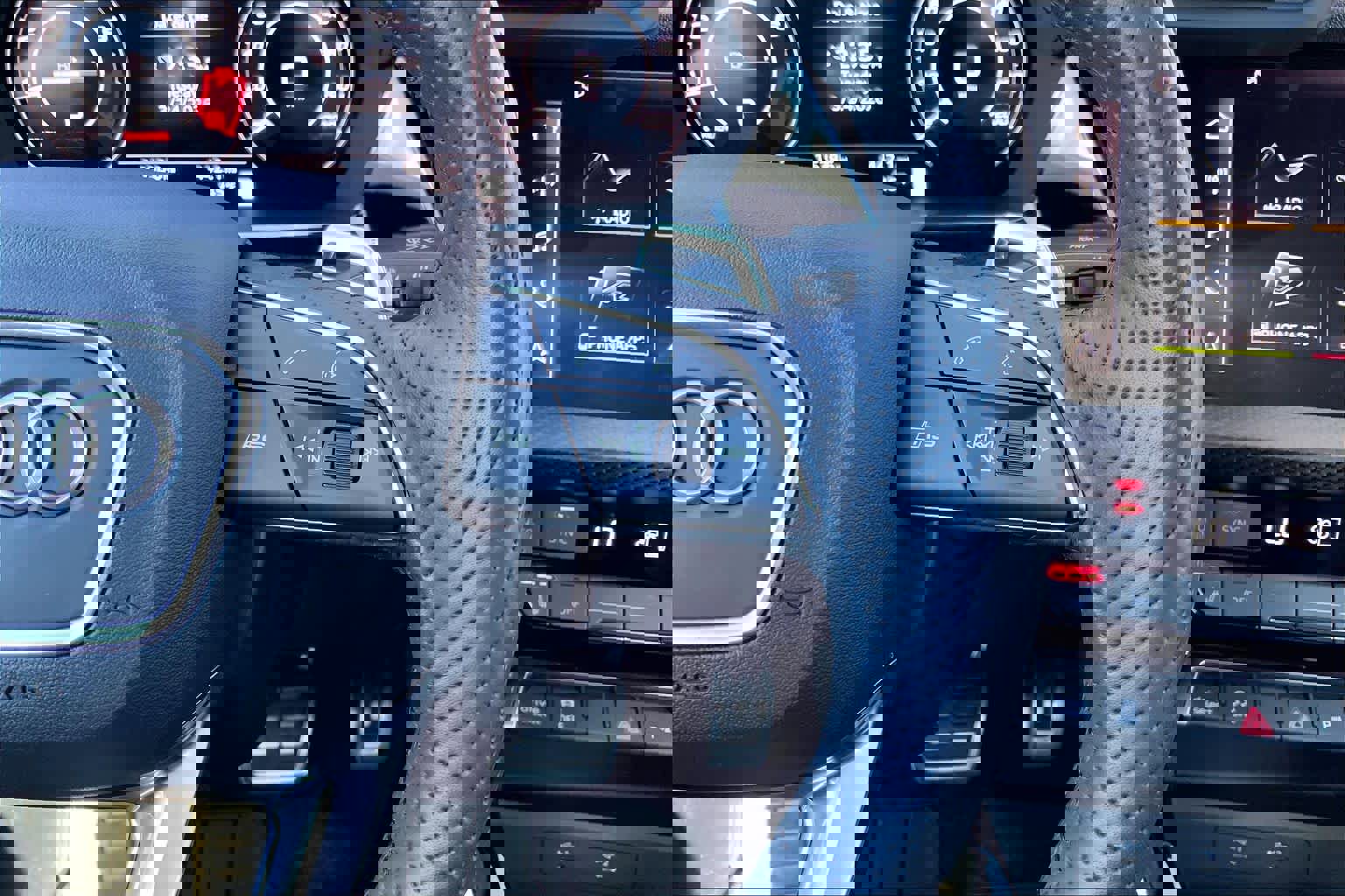 Used 2024 Audi RS 3 image 25