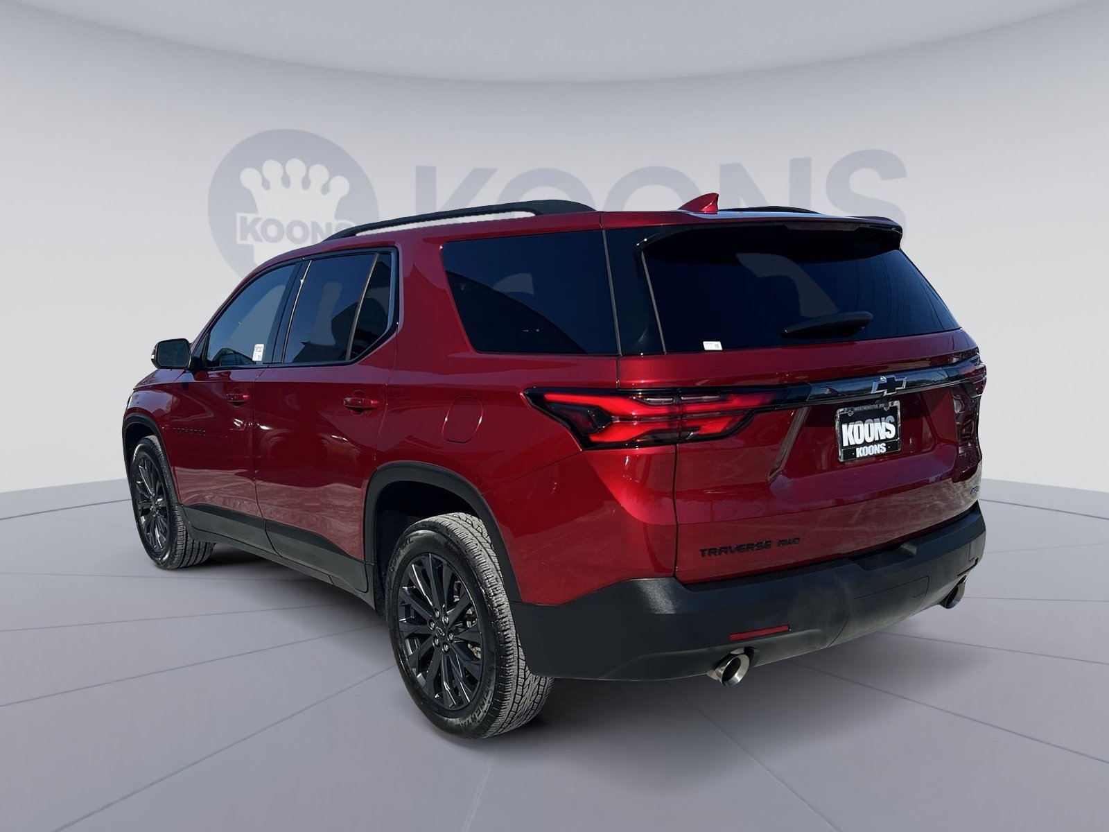Used 2023 Chevrolet Traverse RS w/ LPO, Cargo Package image 4