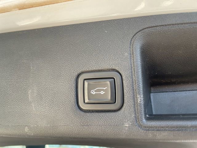 Used 2021 GMC Terrain SLE w/ Driver Convenience Package image 45