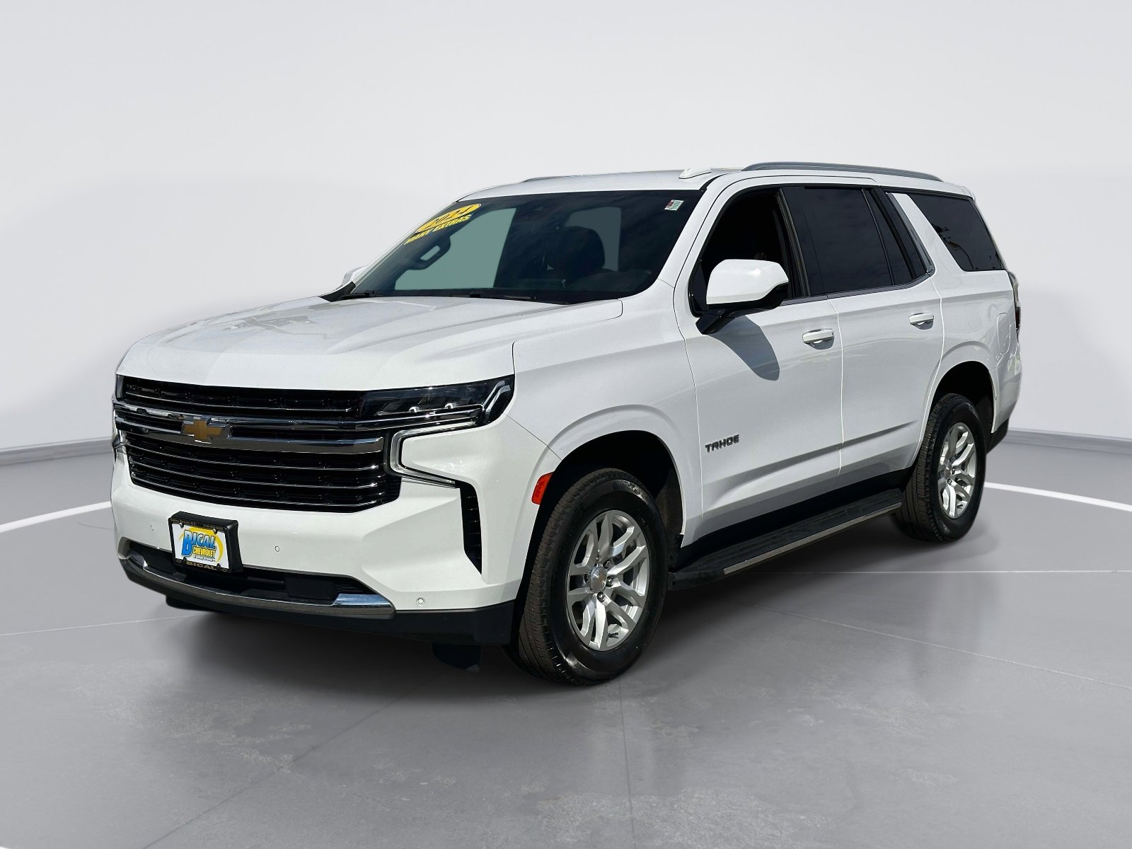 Used 2024 Chevrolet Tahoe LT AWD/4WD image 3