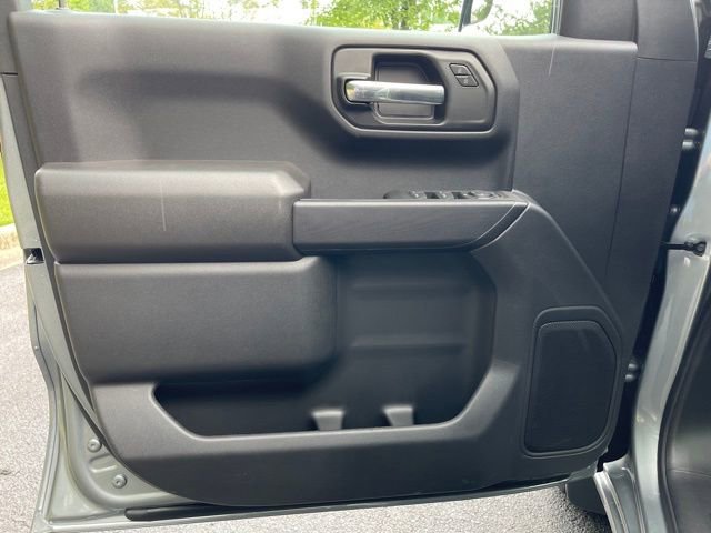 New 2026 Chevrolet Silverado 1500 Custom w/ LPO, Dark Essentials Package AWD/4WD image 14