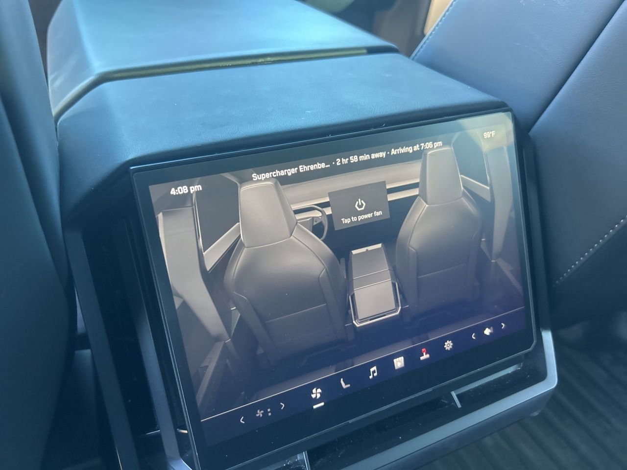 Used 2025 Tesla Cybertruck AWD Crew Cab image 11