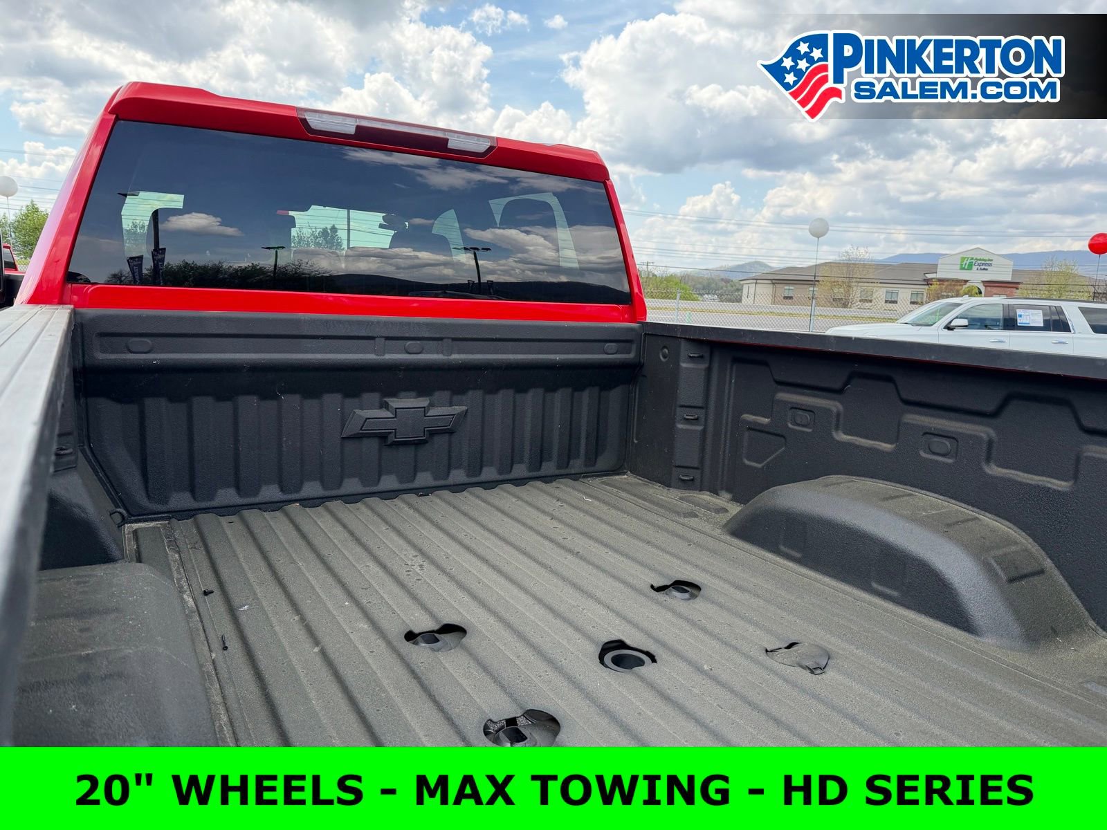 Used 2021 Chevrolet Silverado 2500 Custom w/ Custom Value Package image 6