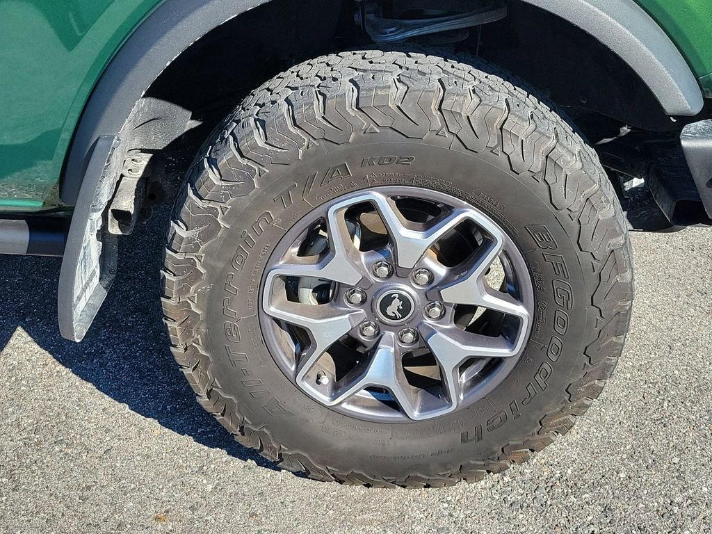 Certified 2024 Ford Bronco Badlands image 3