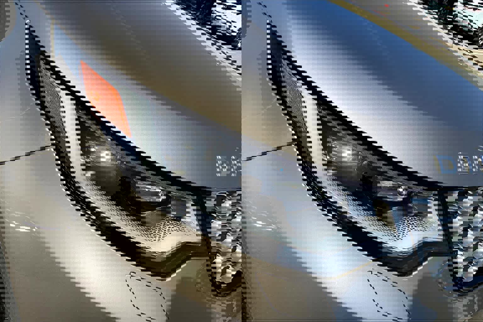 Used 2025 Land Rover Discovery S image 13