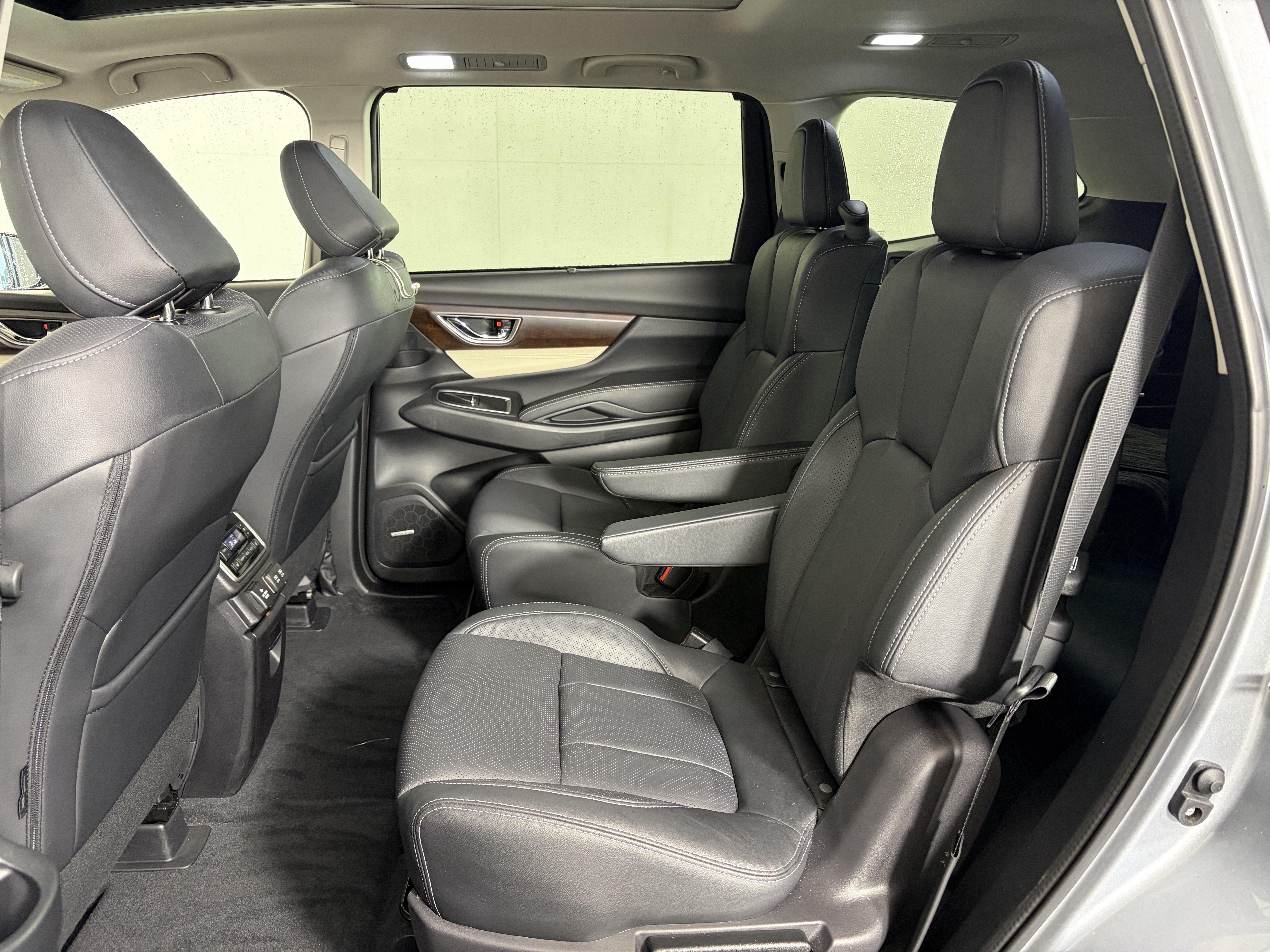 Used 2022 Subaru Ascent Touring AWD/4WD image 7