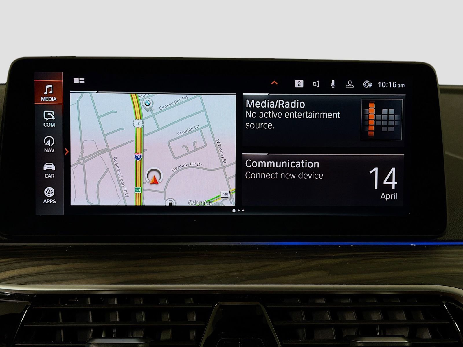 Used 2023 BMW 540i w/ Premium Package image 16