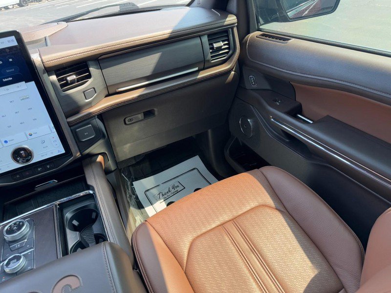 Used 2024 Ford Expedition Max King Ranch AWD/4WD image 16
