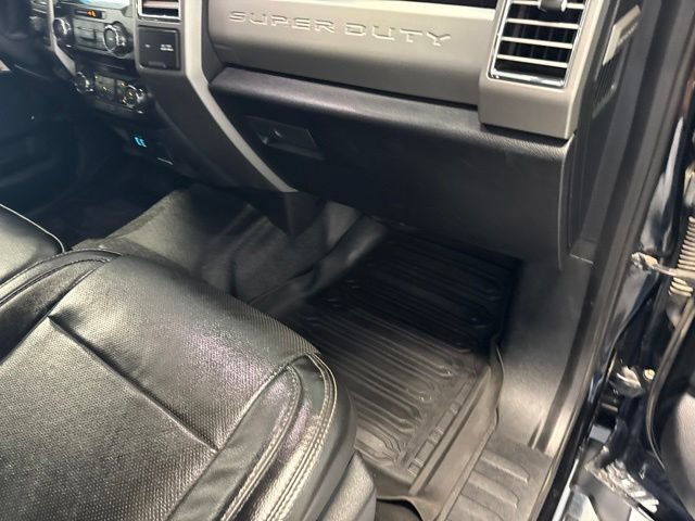 Used 2017 Ford F350 Lariat w/ FX4 4x4 Off Road Package image 21