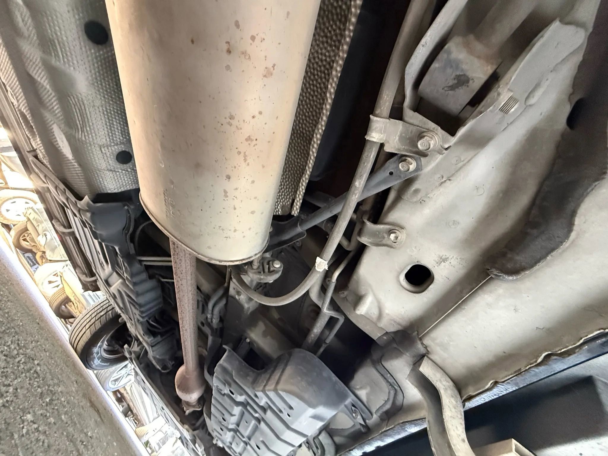 Used 2010 Toyota Highlander SE image 35