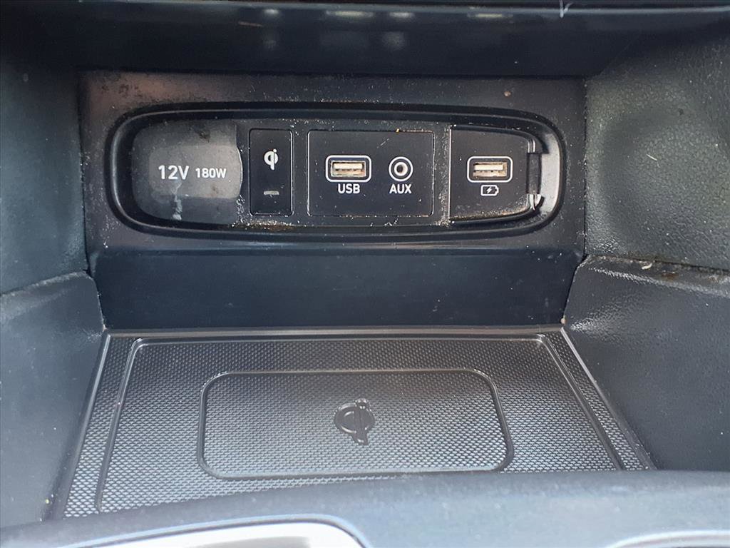 Used 2020 Hyundai Santa Fe Limited w/ Cargo Package image 11
