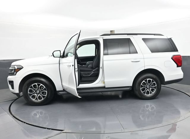 Used 2023 Ford Expedition XL AWD/4WD image 45